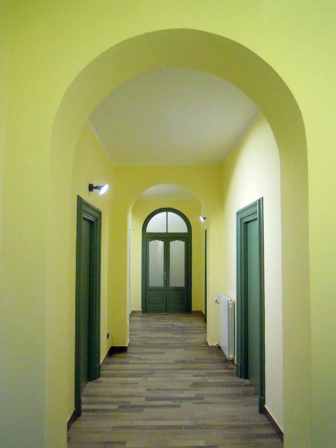 La Nostra Casa In Centro Hotel Lecco Buitenkant foto