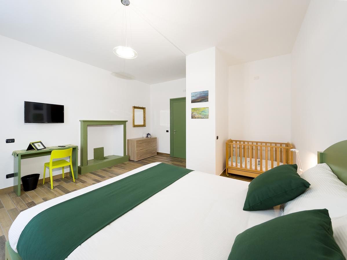 La Nostra Casa In Centro Hotel Lecco Buitenkant foto
