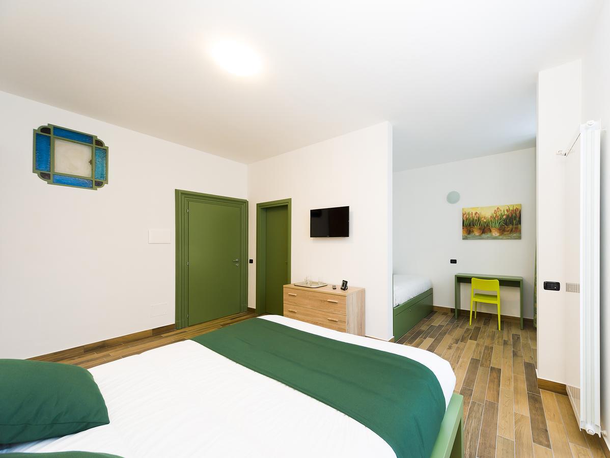 La Nostra Casa In Centro Hotel Lecco Buitenkant foto