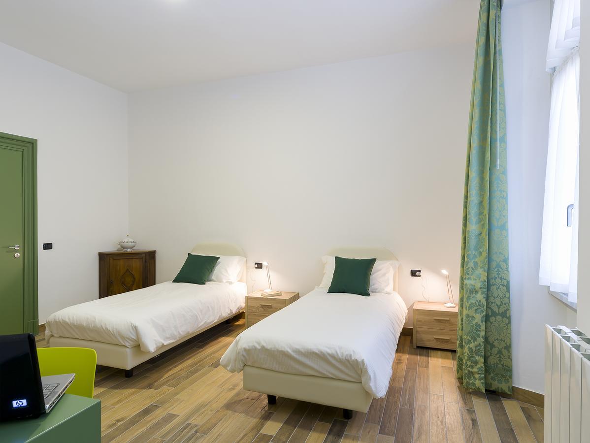 La Nostra Casa In Centro Hotel Lecco Buitenkant foto